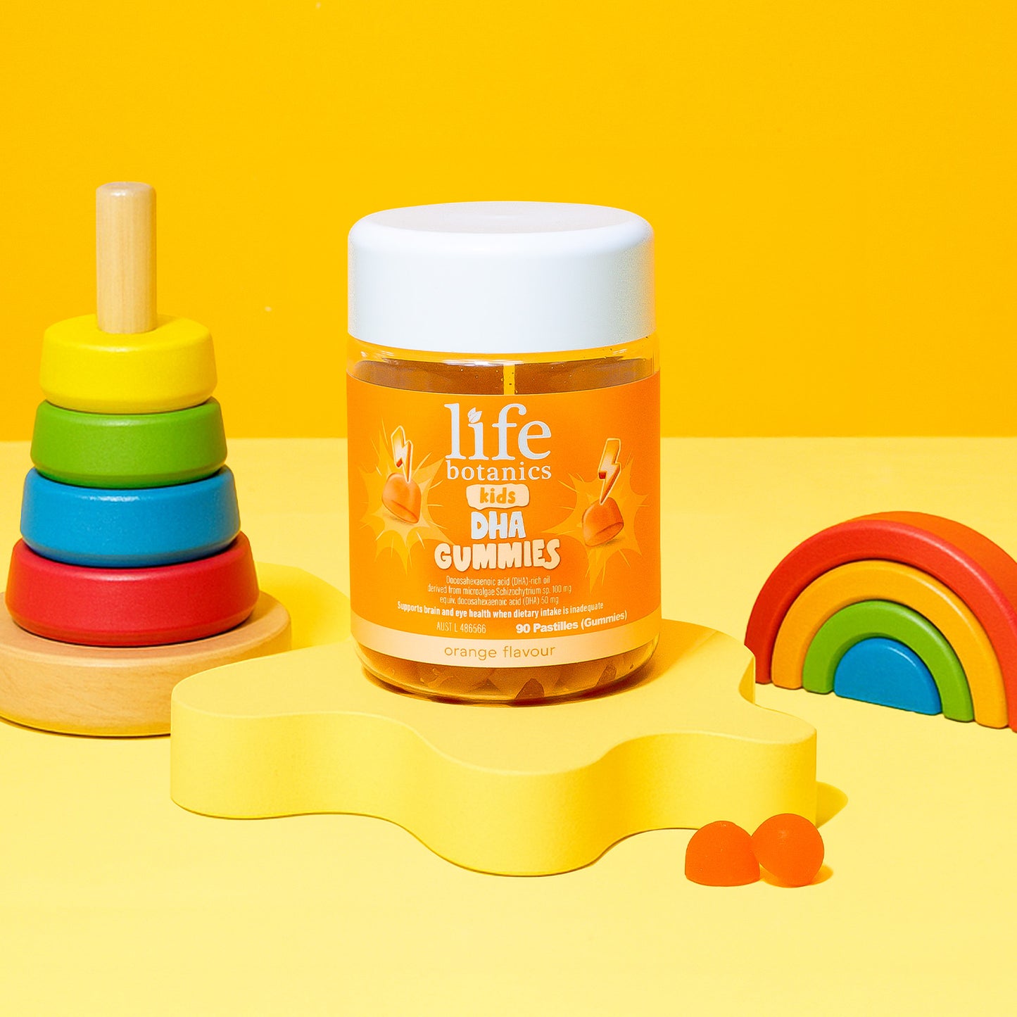 Life Botanics Kids DHA Gummies 90s — second lifestyle photo